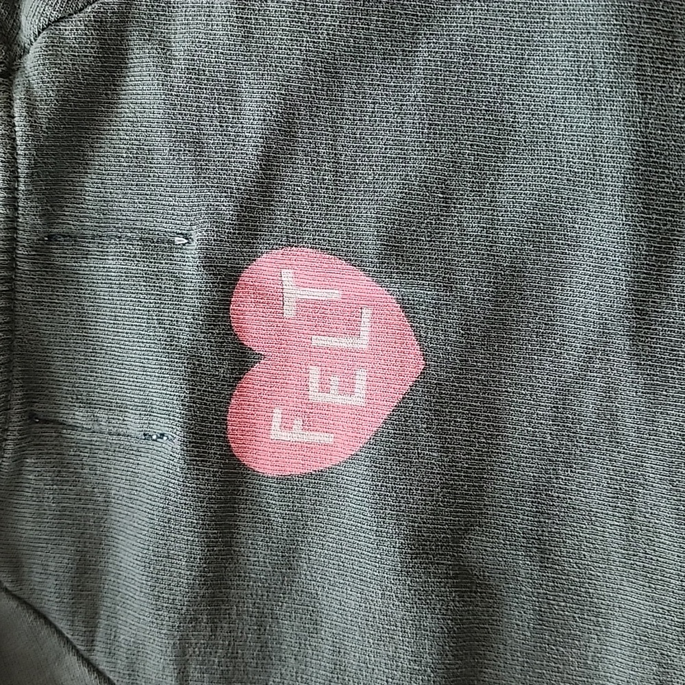 Sweatshirt - Picture 4 of 4